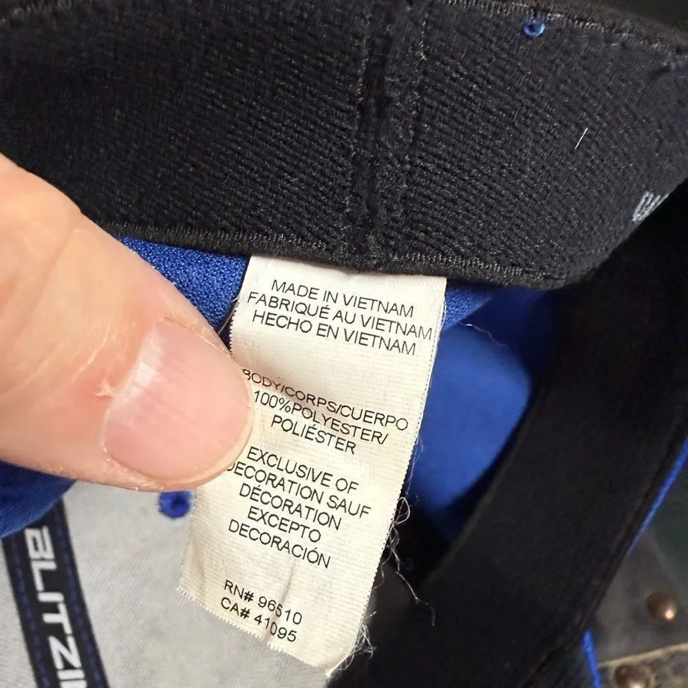 Under Armour M/L Royal Blue Black Logo Hat Fitted Baseball Cap Sport